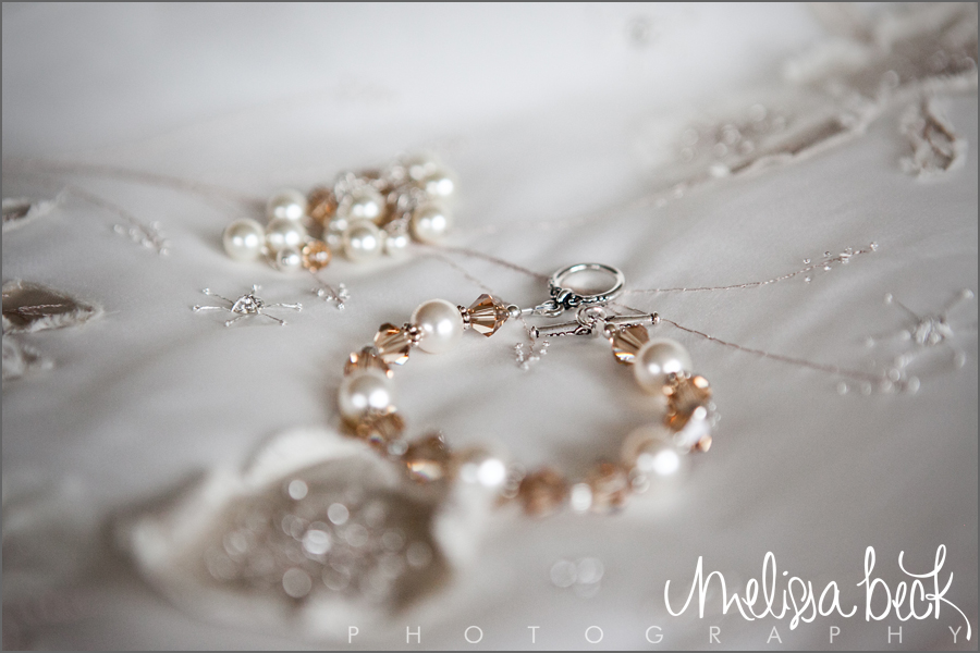 Details-006