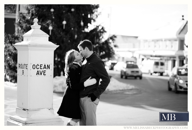 Kennebunkport-Maine-Engagement-Photographer-Melissa-Beck_0008.jpg ocean ave sign kennebunkport
