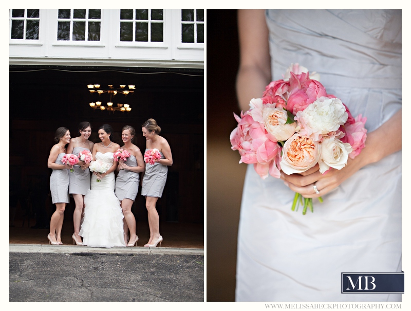 bridal party portraits and bouquet